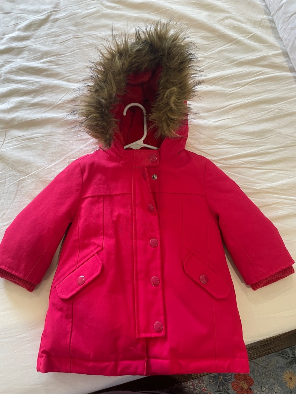 Gap 12-18 month toddler Hot Pink Hooded Winter Coat with Faux Fur Trim LIKE NEW